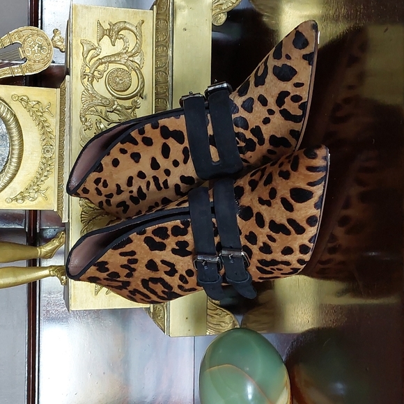 Tabitha Simmons booties - Picture 2 of 13